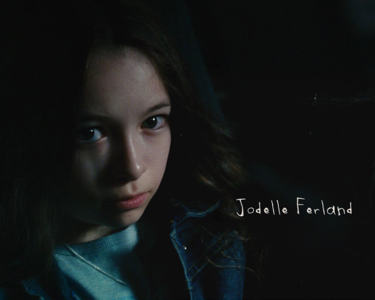 Jodelle Ferland - Angel in the Sky