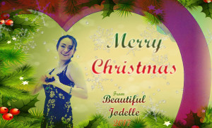 Beautiful Jodelle Christmas 2017 - Jodelle Ferland